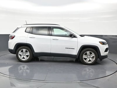 2022 Jeep Compass Latitude FWD