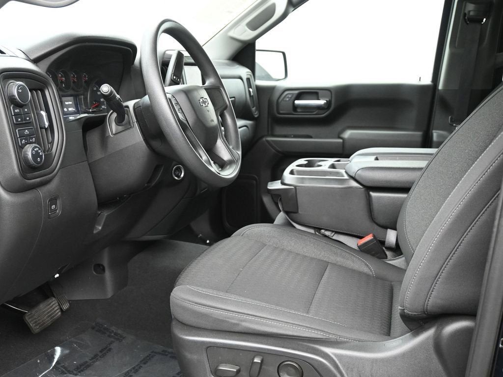 2023 Chevrolet Silverado 1500 Custom Trail Boss