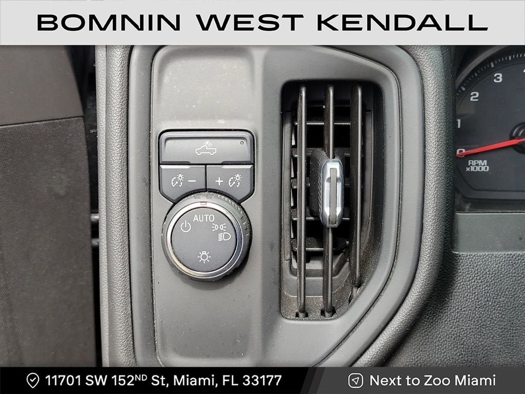 2021 Chevrolet Silverado 1500 Custom