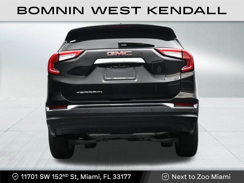 2022 GMC Terrain SLT