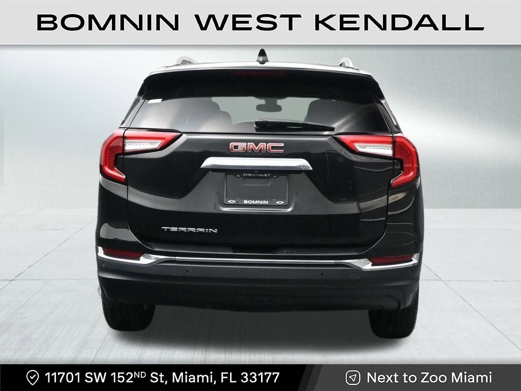 2022 GMC Terrain SLT
