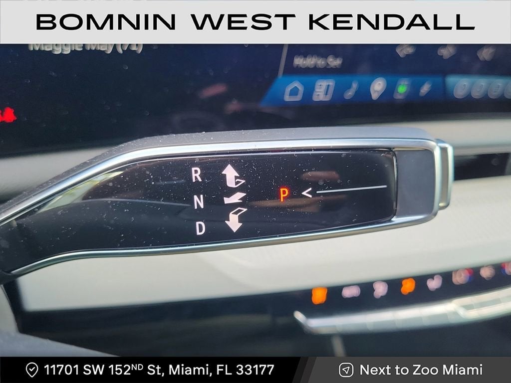 2025 Cadillac OPTIQ Luxury 1