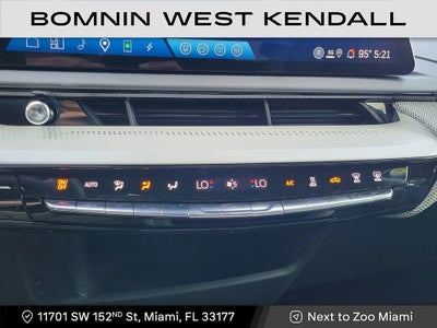 2025 Cadillac OPTIQ Luxury 1