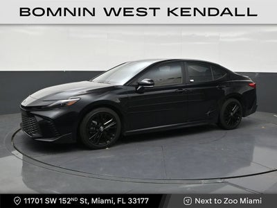 2025 Toyota Camry SE