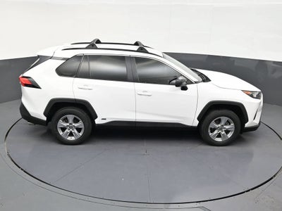 2022 Toyota RAV4 Hybrid LE