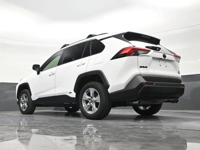 2022 Toyota RAV4 Hybrid LE