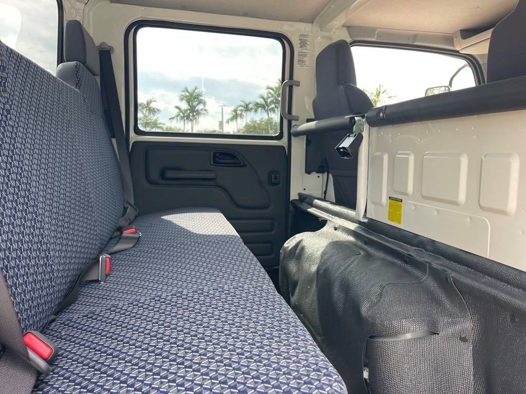 2024 Chevrolet Low Cab Forward 4500 HG 1WT