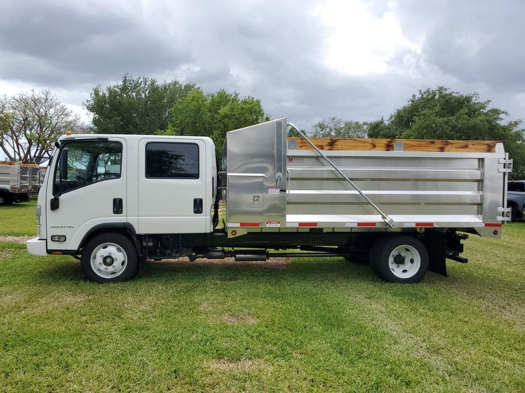2025 Chevrolet Low Cab Forward 4500 Base