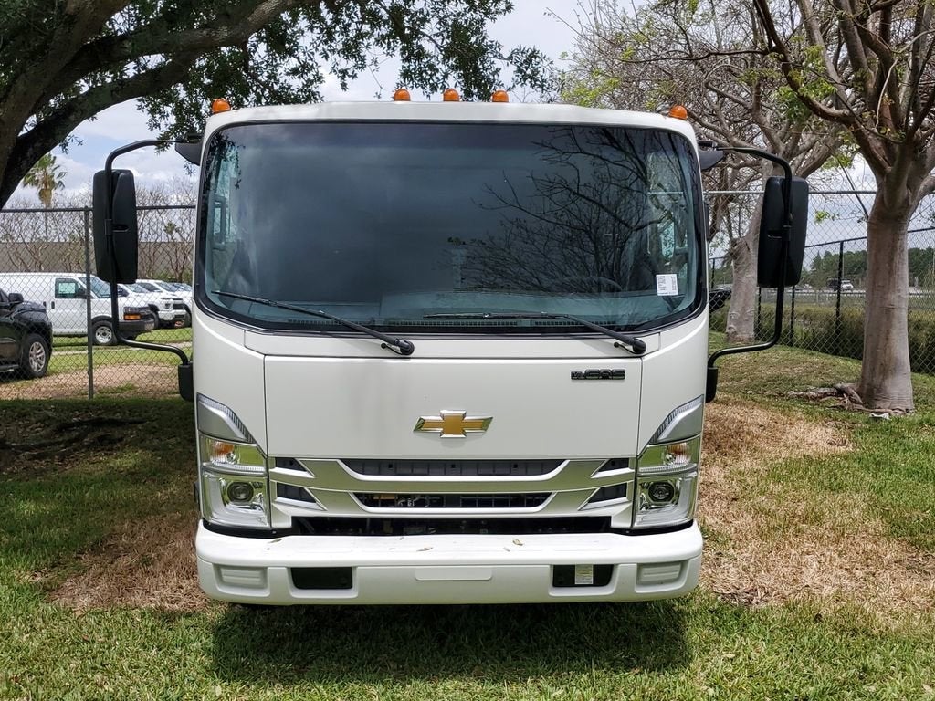 2025 Chevrolet Low Cab Forward 4500 HG Base