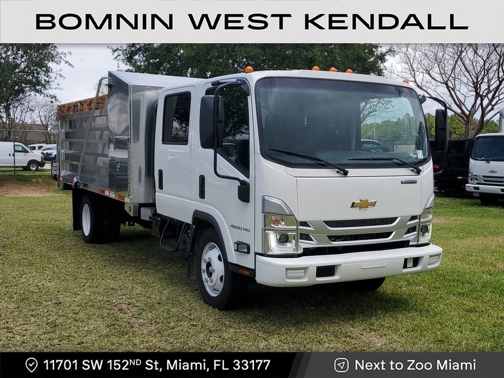 2025 Chevrolet Low Cab Forward 4500 HG Base