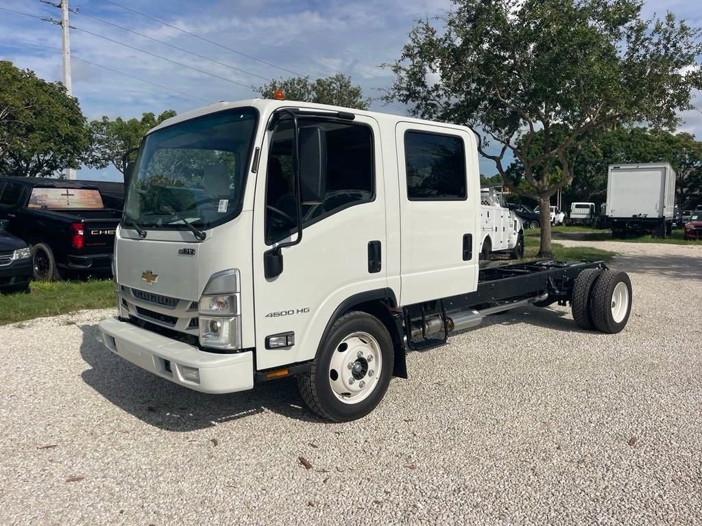 2024 Chevrolet Low Cab Forward 4500 HG 1WT