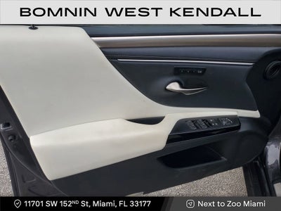 2023 Lexus ES ES 350 F SPORT Handling