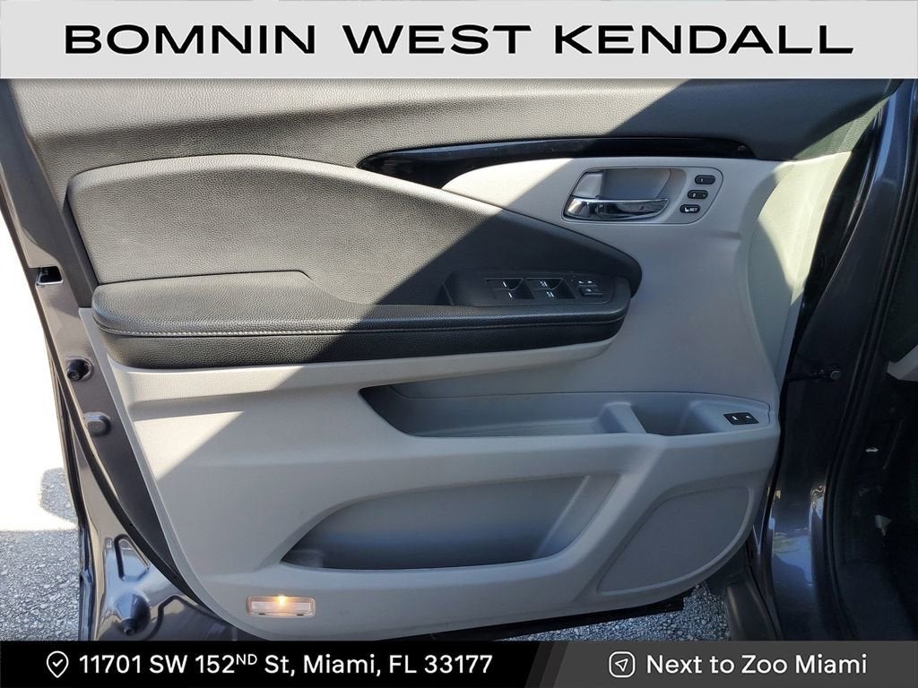 2019 Honda Pilot Touring 8-Passenger