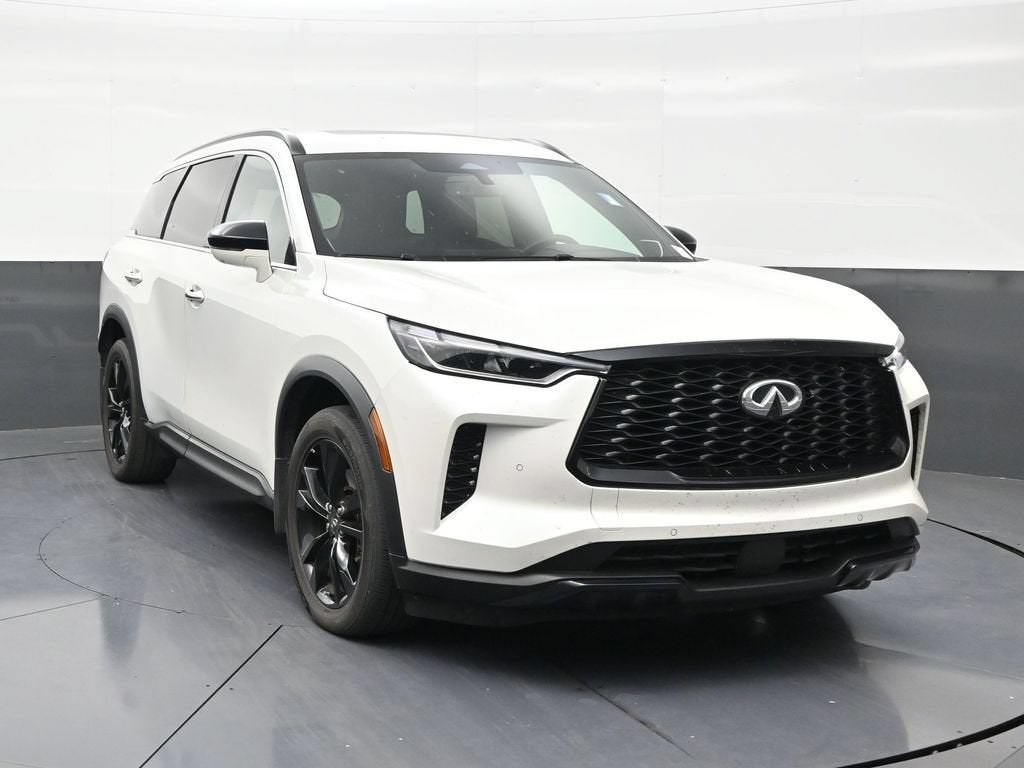 2025 INFINITI QX60 LUXE