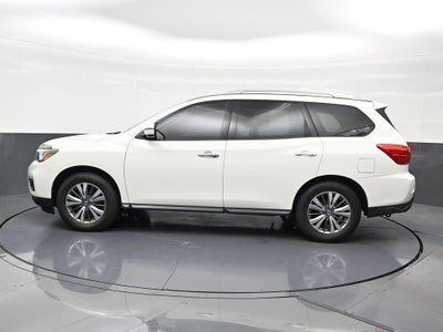 2020 Nissan Pathfinder SV