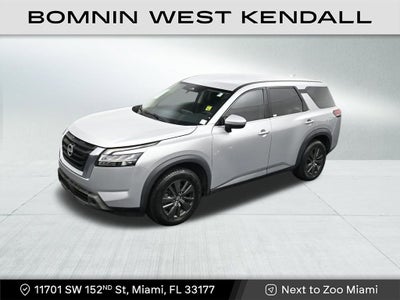 2022 Nissan Pathfinder S