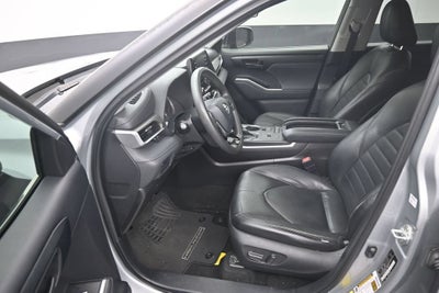 2021 Toyota Highlander L