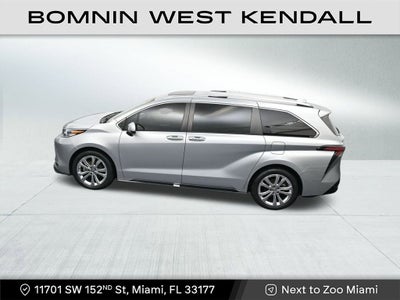 2023 Toyota Sienna Platinum