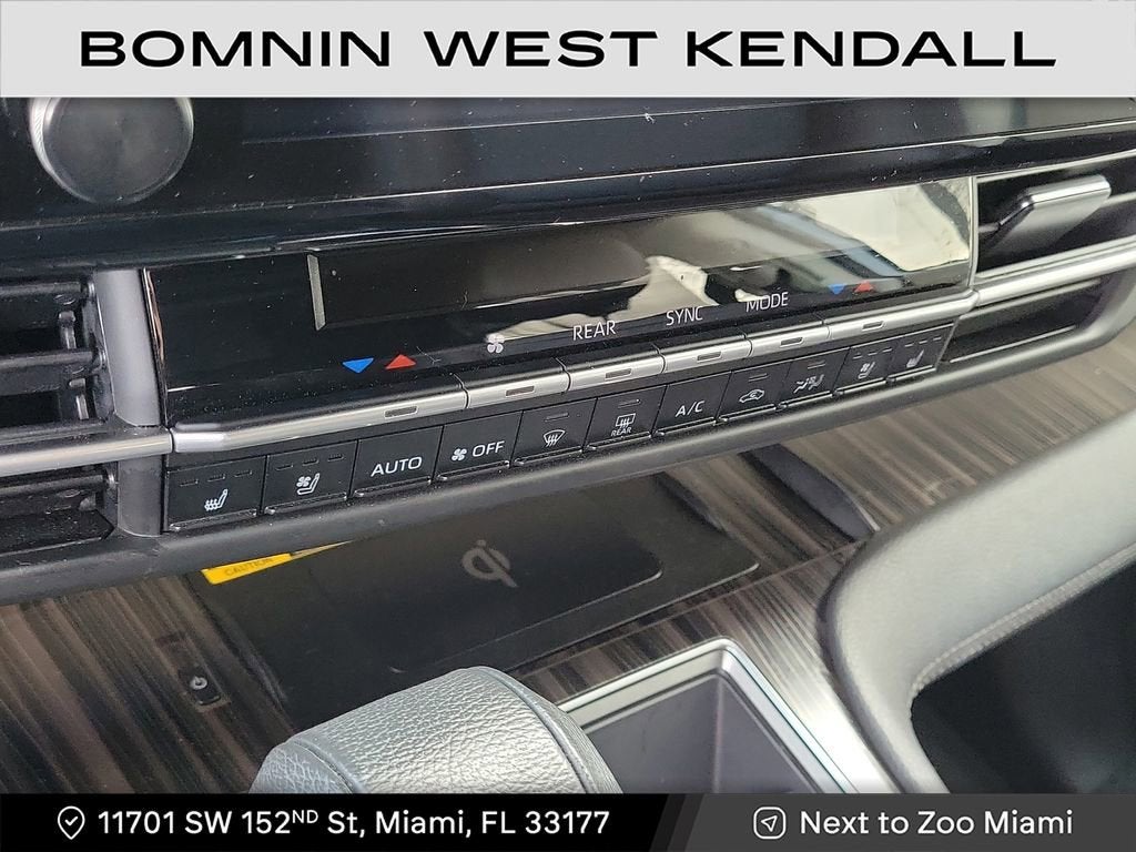 2023 Toyota Sienna Platinum