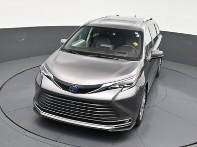 2024 Toyota Sienna Platinum