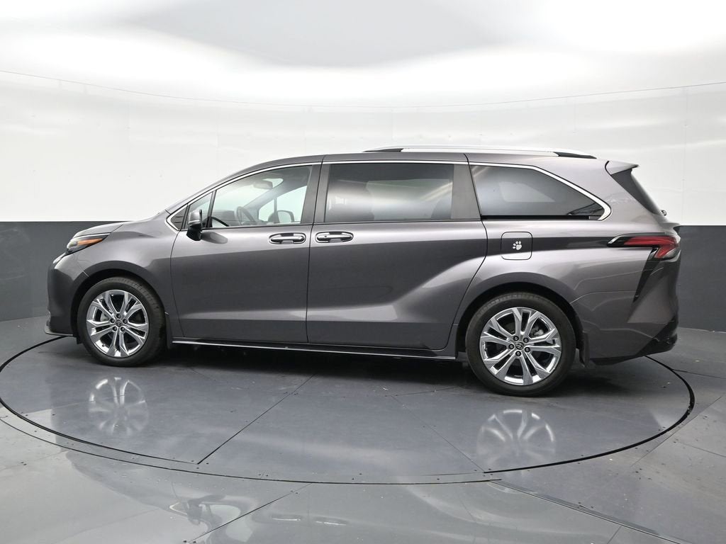 2024 Toyota Sienna Platinum