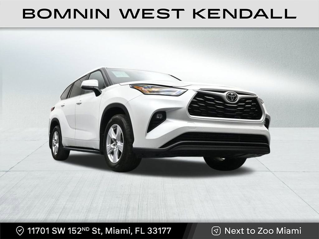 2025 Toyota Highlander LE