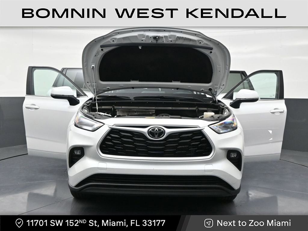 2025 Toyota Highlander LE