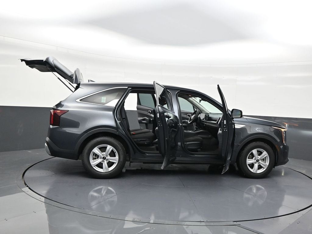 2024 Kia Sorento LX