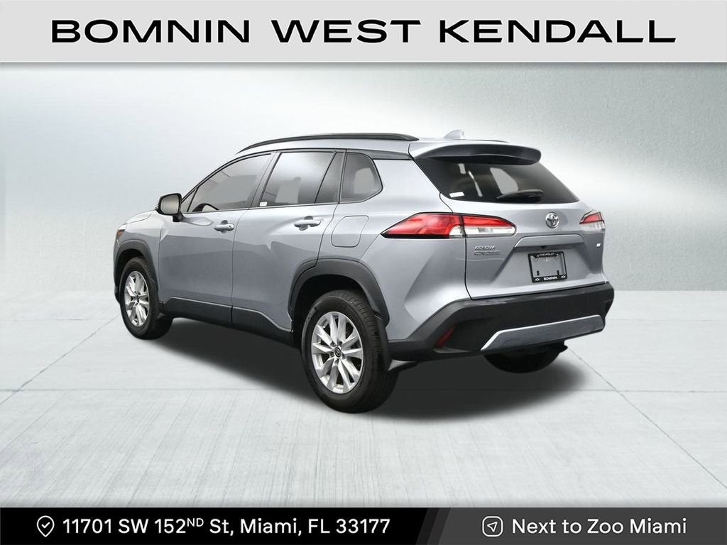 2024 Toyota Corolla Cross LE
