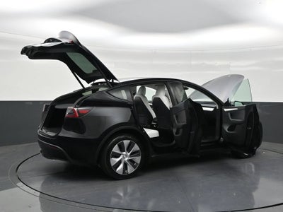2024 Tesla Model Y Long Range