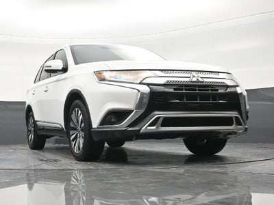 2020 Mitsubishi Outlander SE