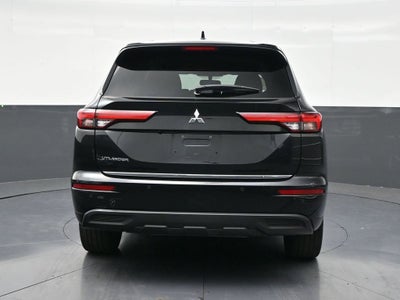 2022 Mitsubishi Outlander ES