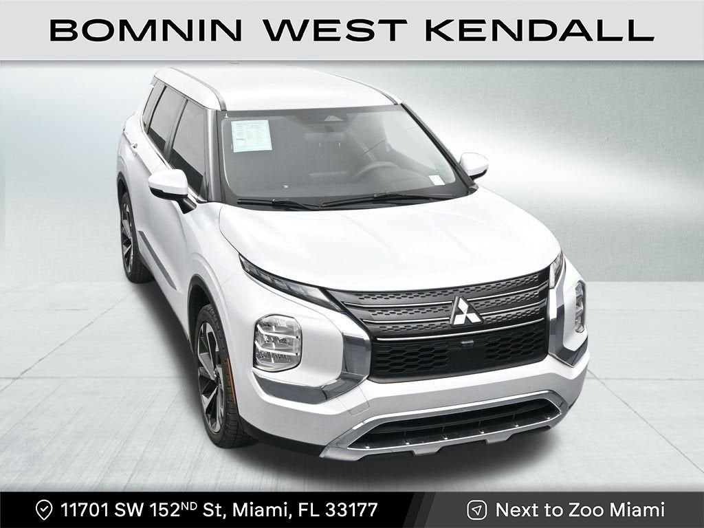 2022 Mitsubishi Outlander ES