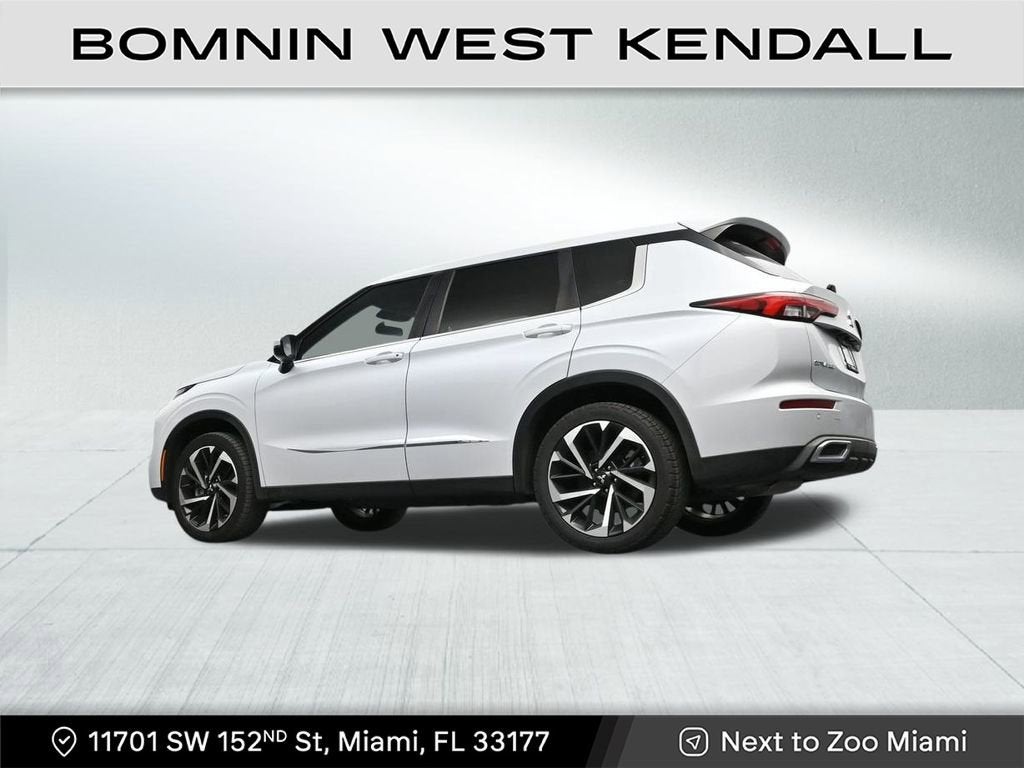 2022 Mitsubishi Outlander ES