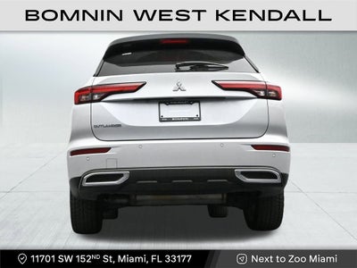 2022 Mitsubishi Outlander ES