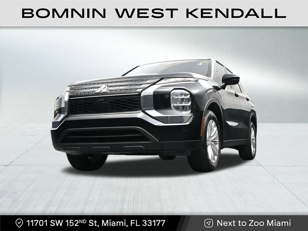 2024 Mitsubishi Outlander ES