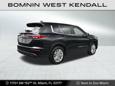 2024 Mitsubishi Outlander ES