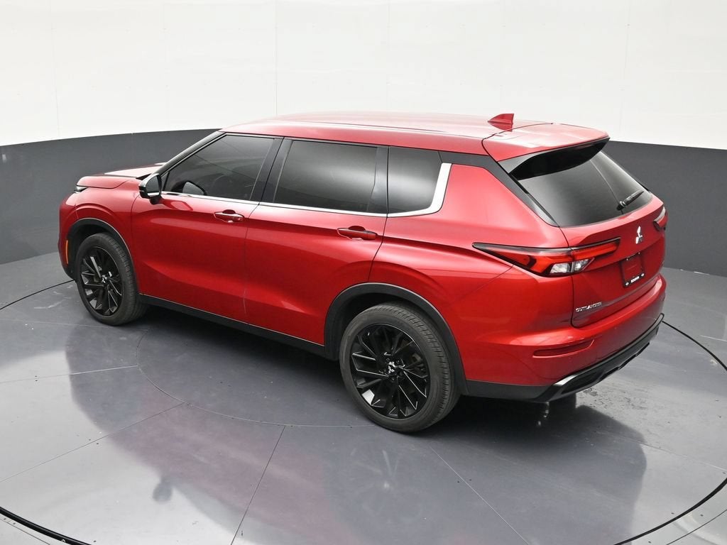 2023 Mitsubishi Outlander SE Black Edition 2WD