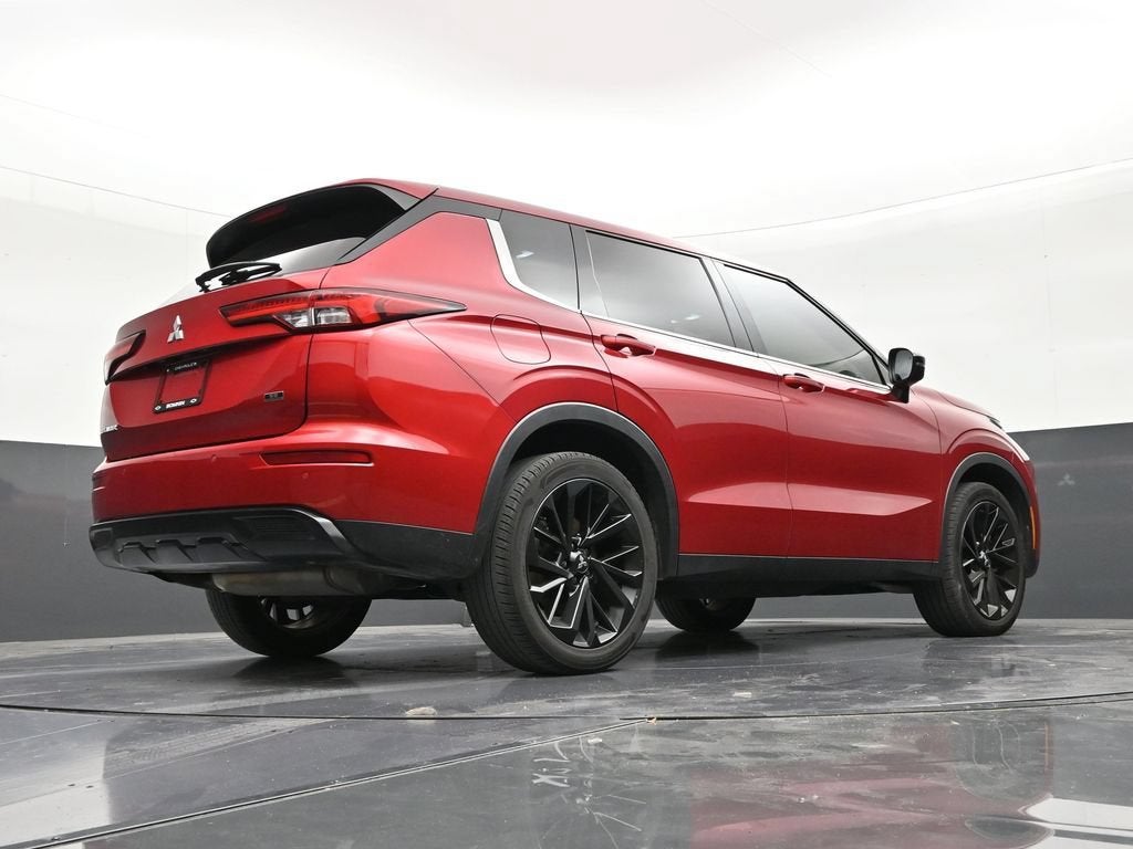 2023 Mitsubishi Outlander SE Black Edition 2WD
