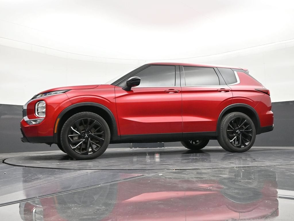 2023 Mitsubishi Outlander SE Black Edition 2WD