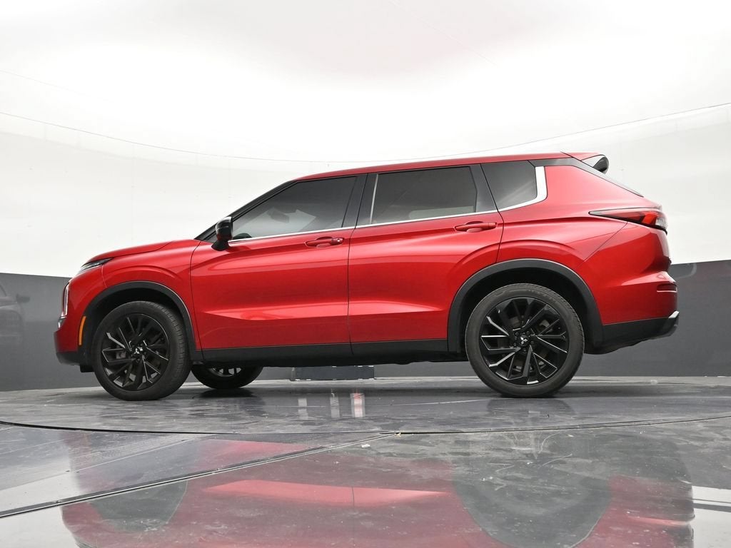 2023 Mitsubishi Outlander SE Black Edition 2WD