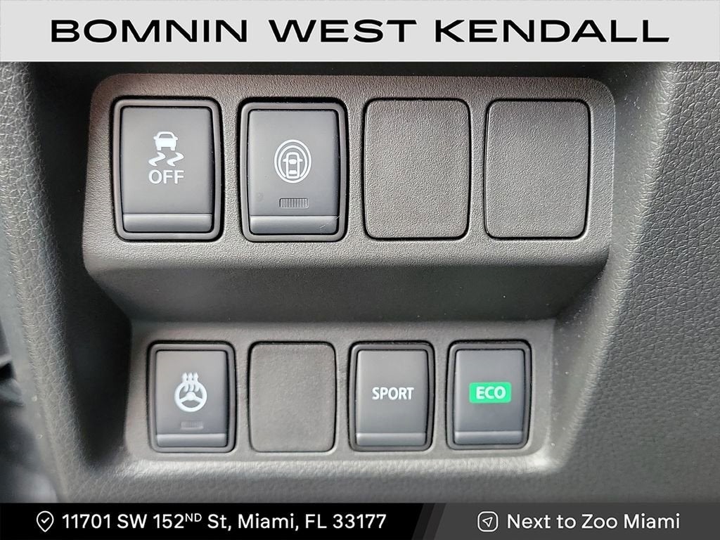 2022 Nissan Rogue Sport SV