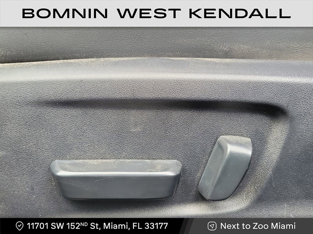 2025 Lexus IS IS 350 F SPORT Design