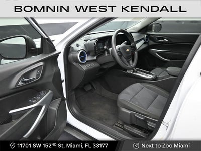 2025 Chevrolet Trax LS