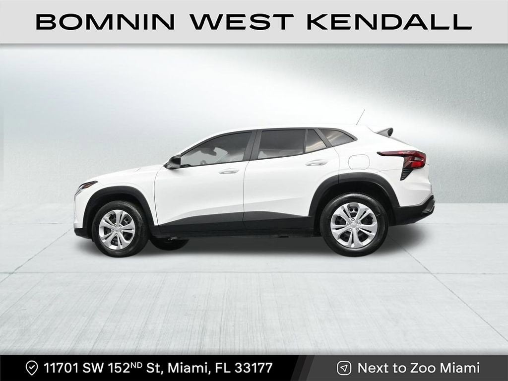 2025 Chevrolet Trax LS