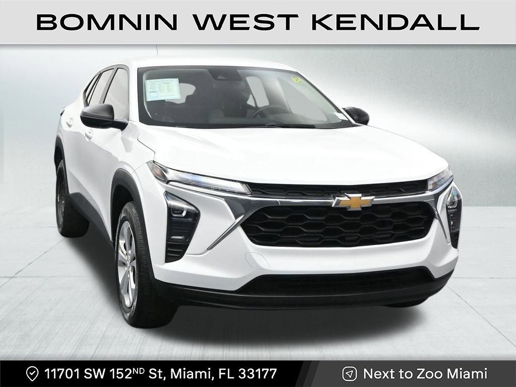2025 Chevrolet Trax LS