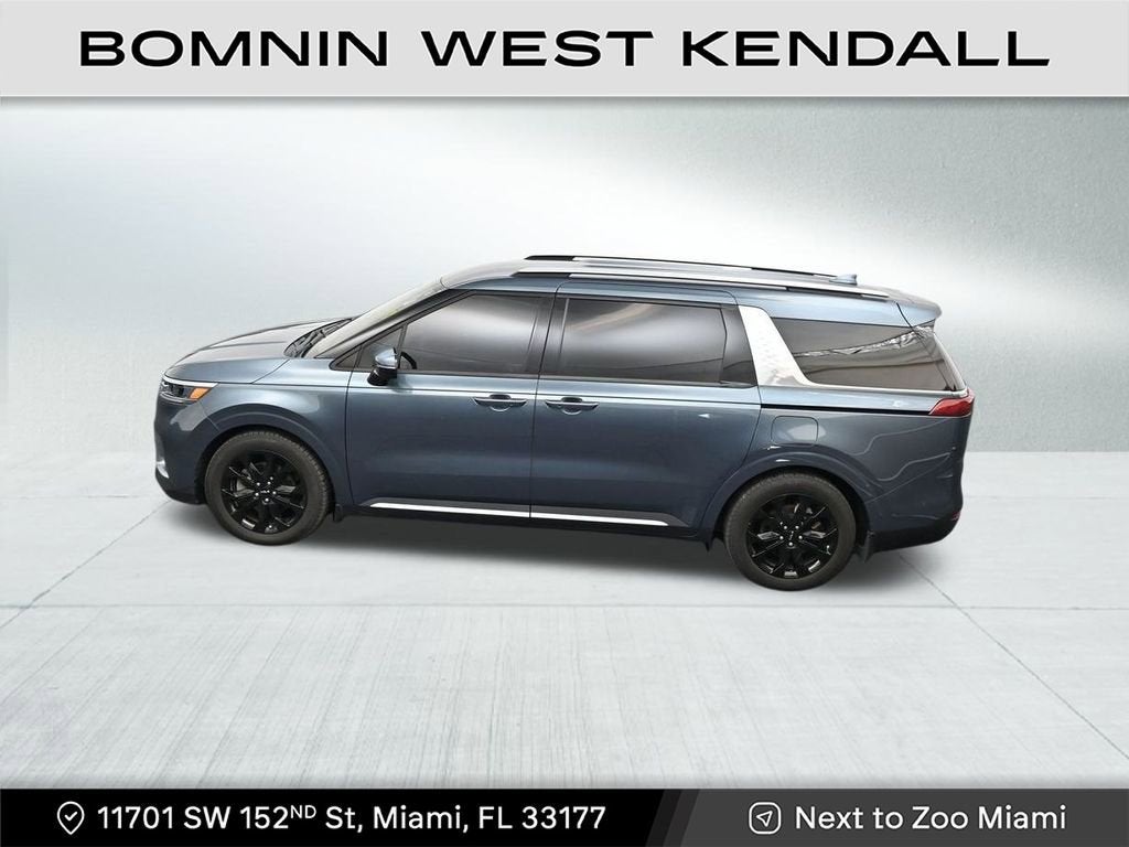 2022 Kia Carnival SX