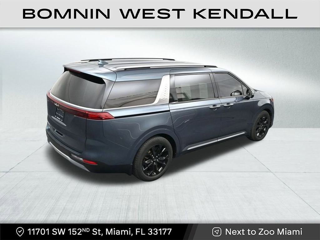 2022 Kia Carnival SX