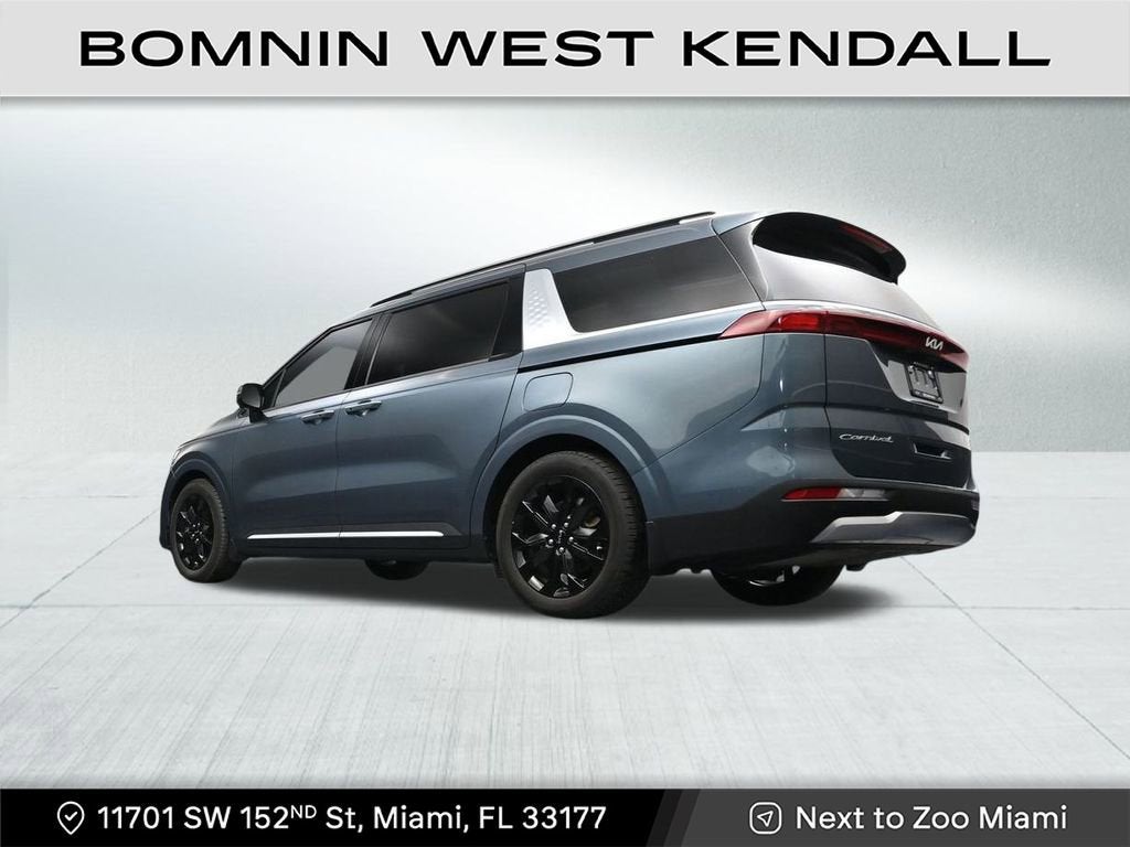 2022 Kia Carnival SX