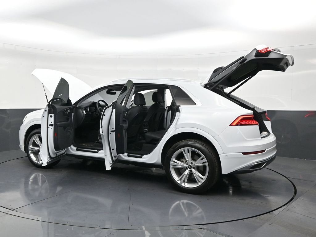2023 Audi Q8 Premium
